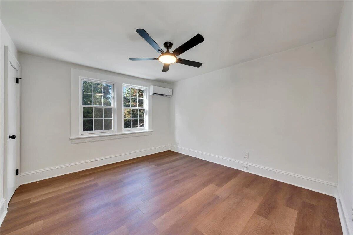 4512 Delray ST NW - Photo 19