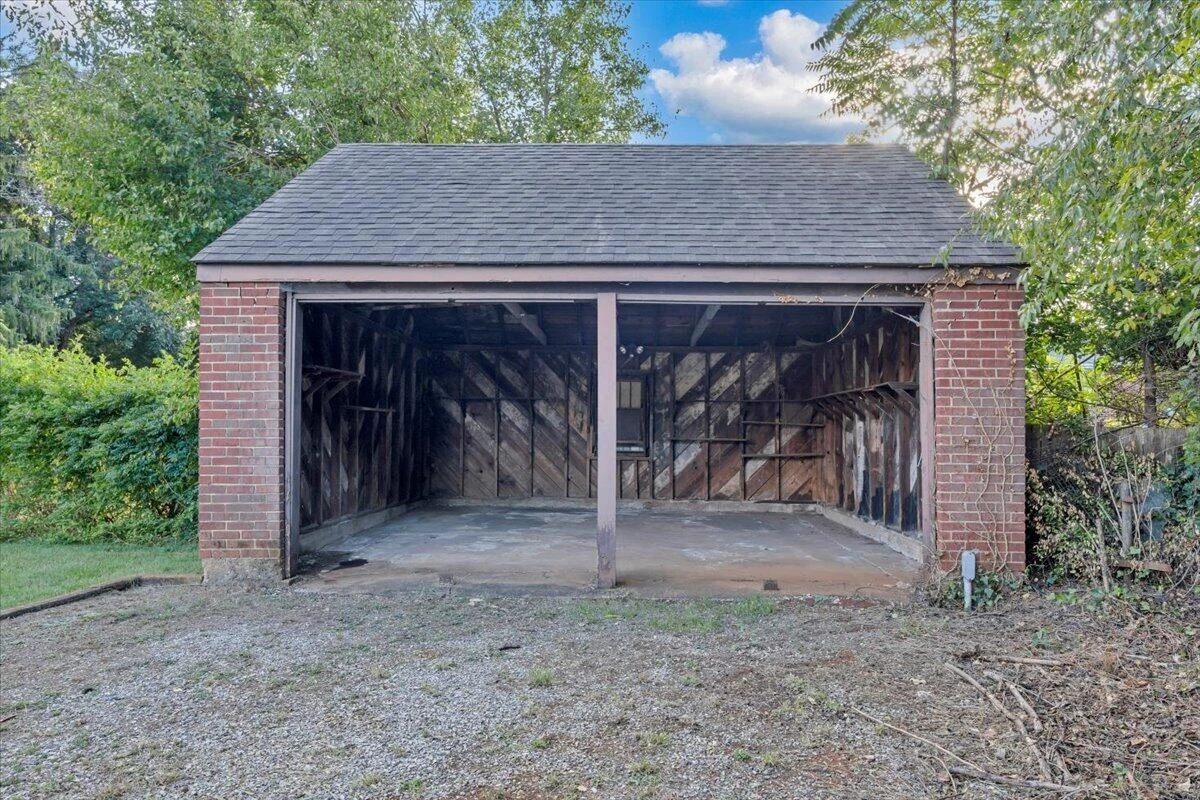 4512 Delray ST NW - Photo 37
