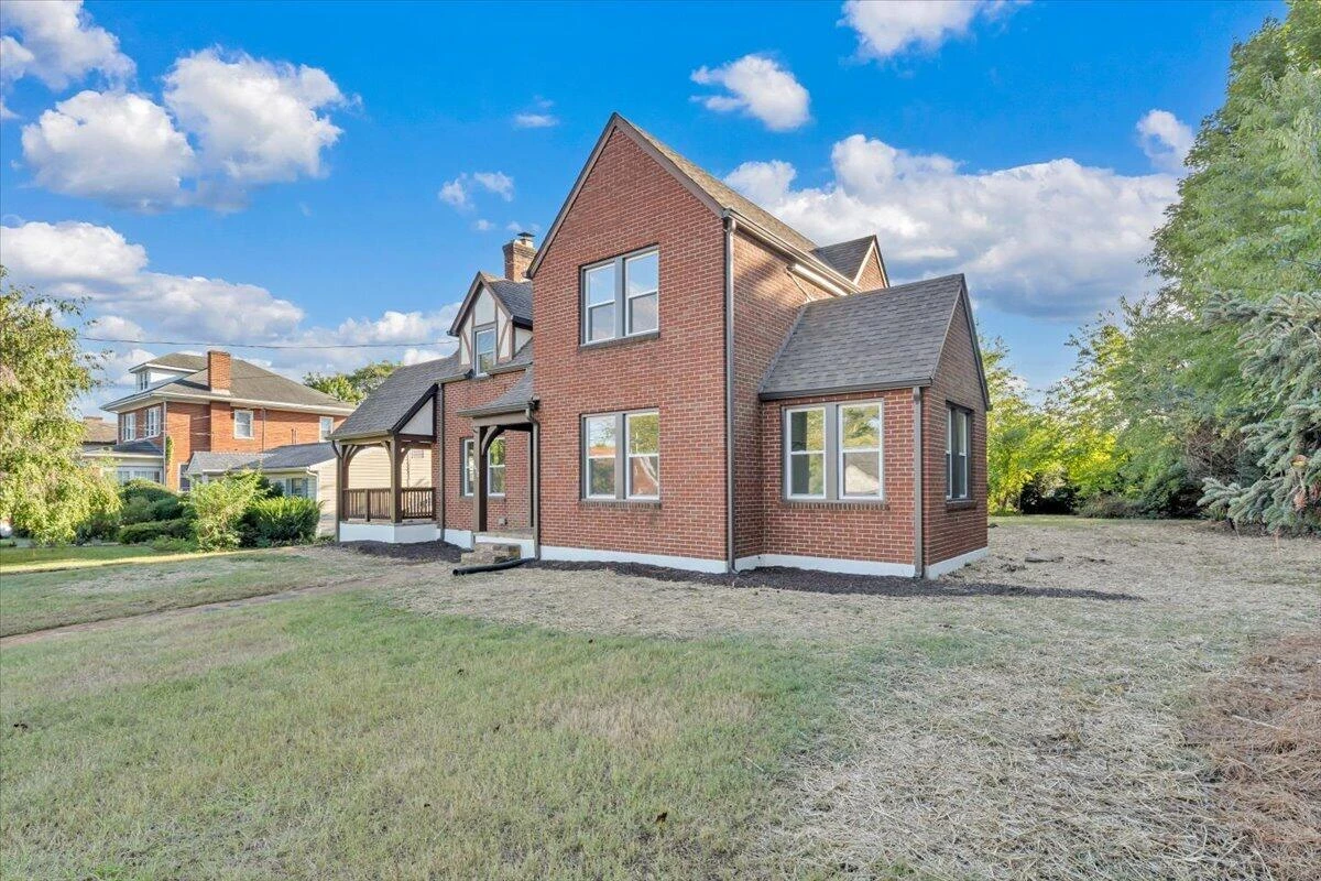 4512 Delray ST NW - Photo 40