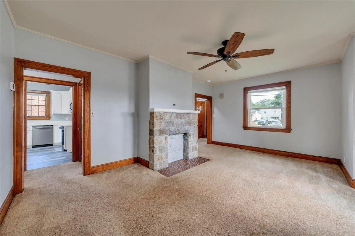 408 Liberty RD NE - Photo 6