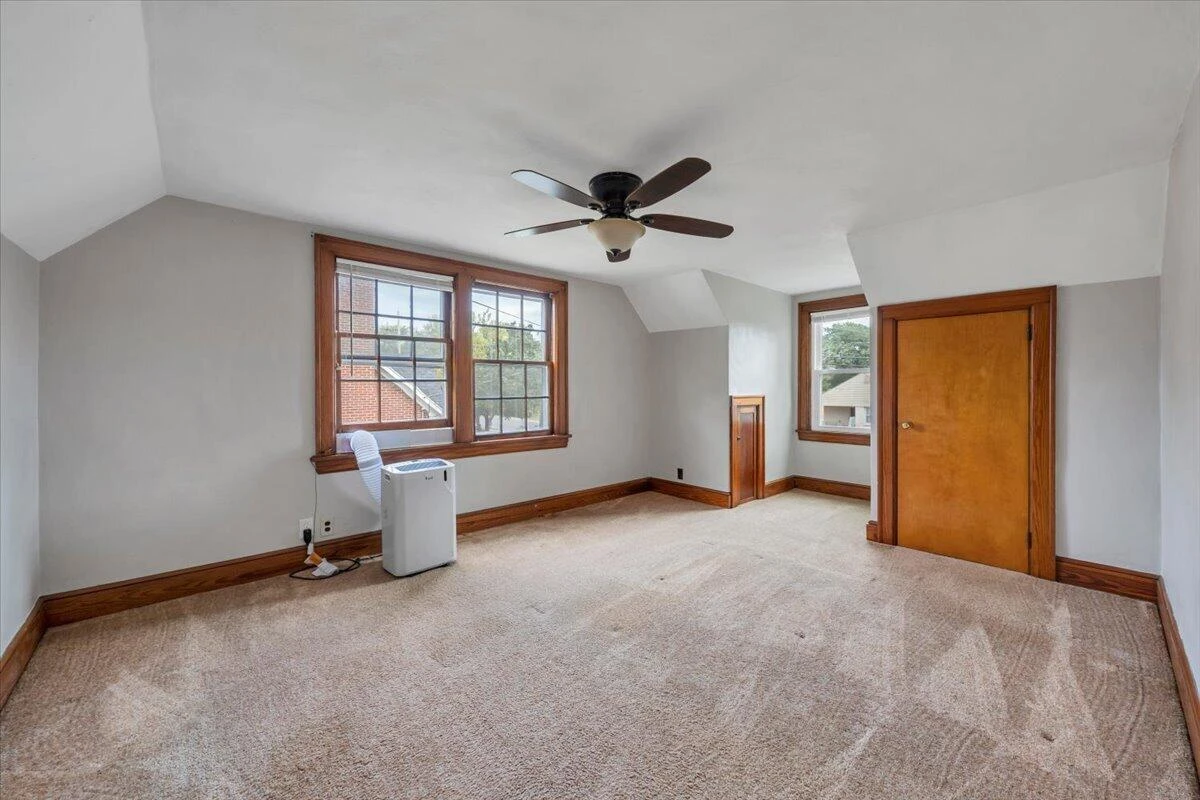 408 Liberty RD NE - Photo 18