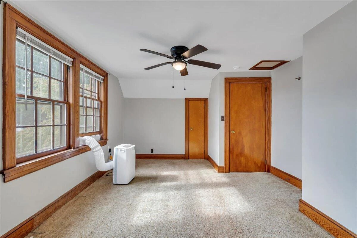 408 Liberty RD NE - Photo 21