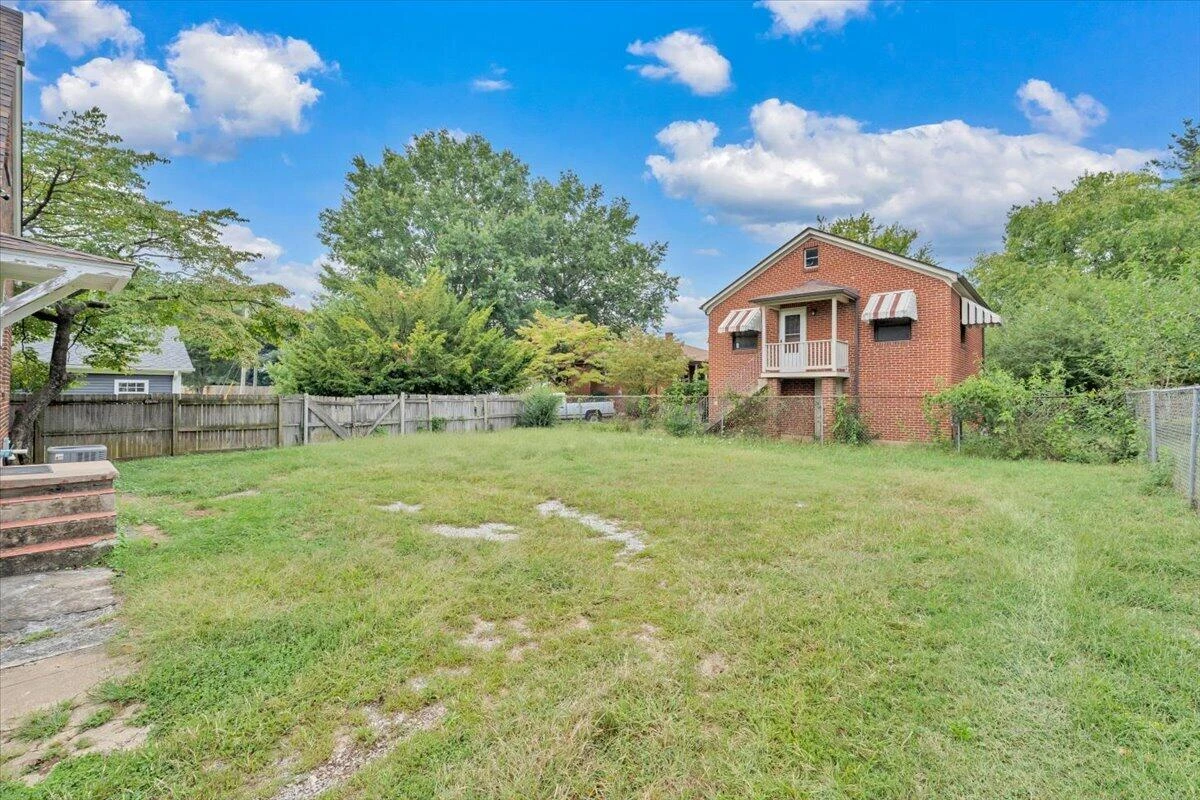 408 Liberty RD NE - Photo 27