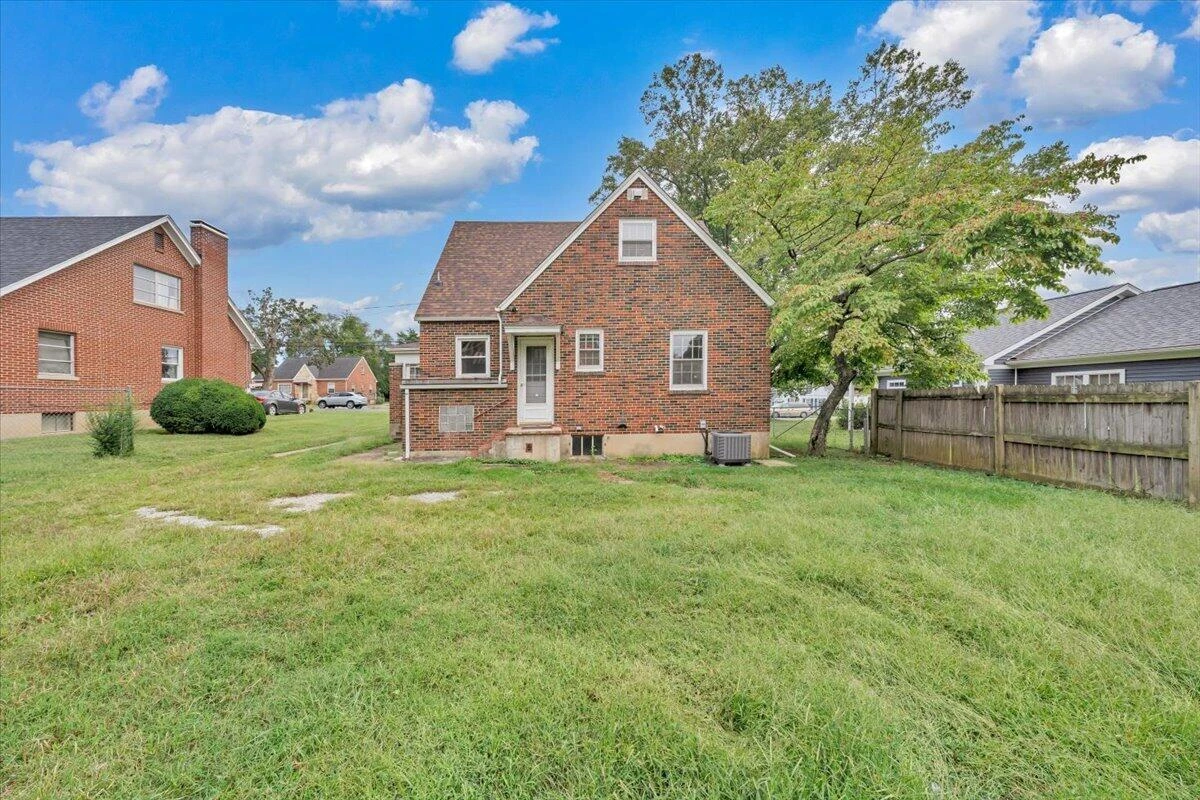 408 Liberty RD NE - Photo 29