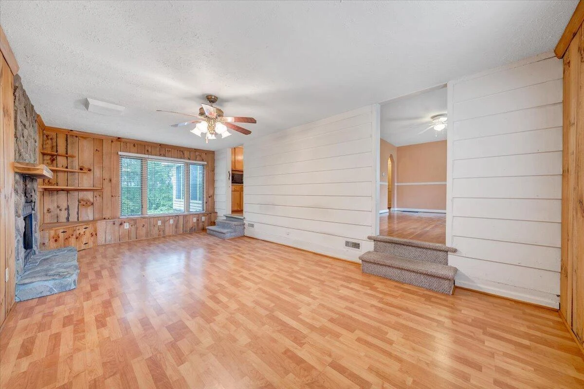 2648 Idlewild BLVD NE - Photo 8