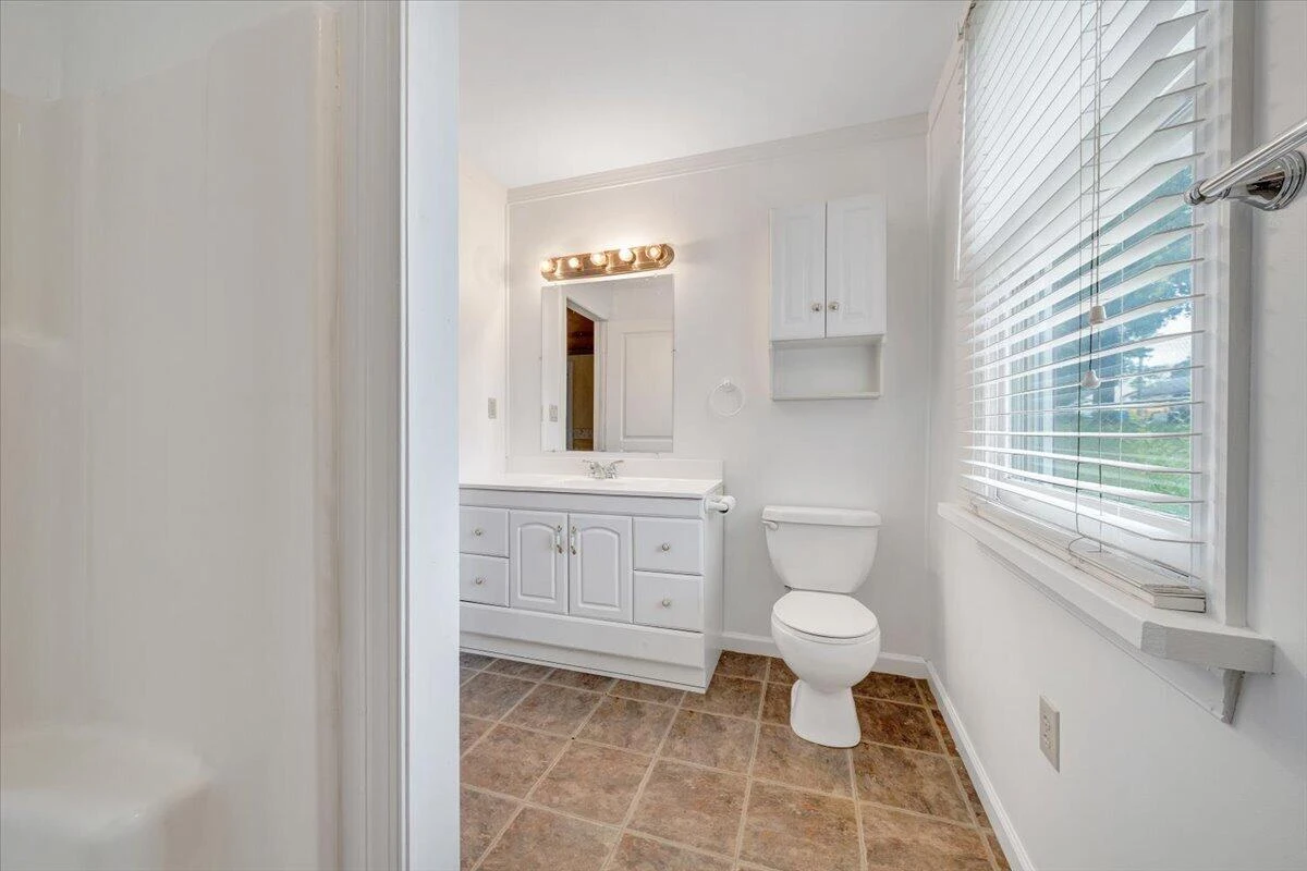 2648 Idlewild BLVD NE - Photo 19