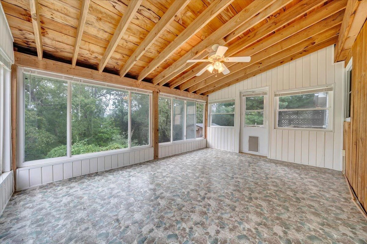 2648 Idlewild BLVD NE - Photo 25