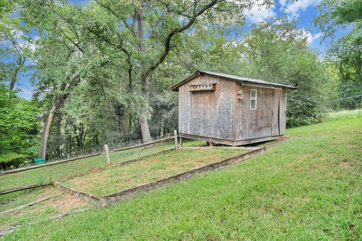 2648 Idlewild BLVD NE - Photo 31