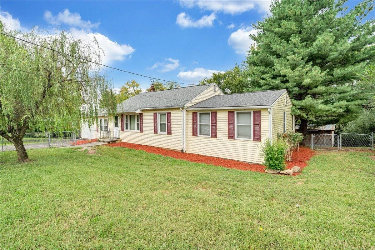2648 Idlewild BLVD NE - Photo 33