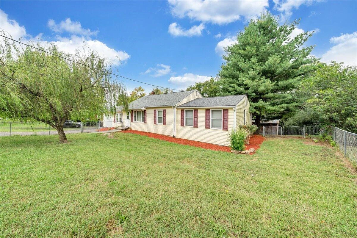 2648 Idlewild BLVD NE - Photo 34