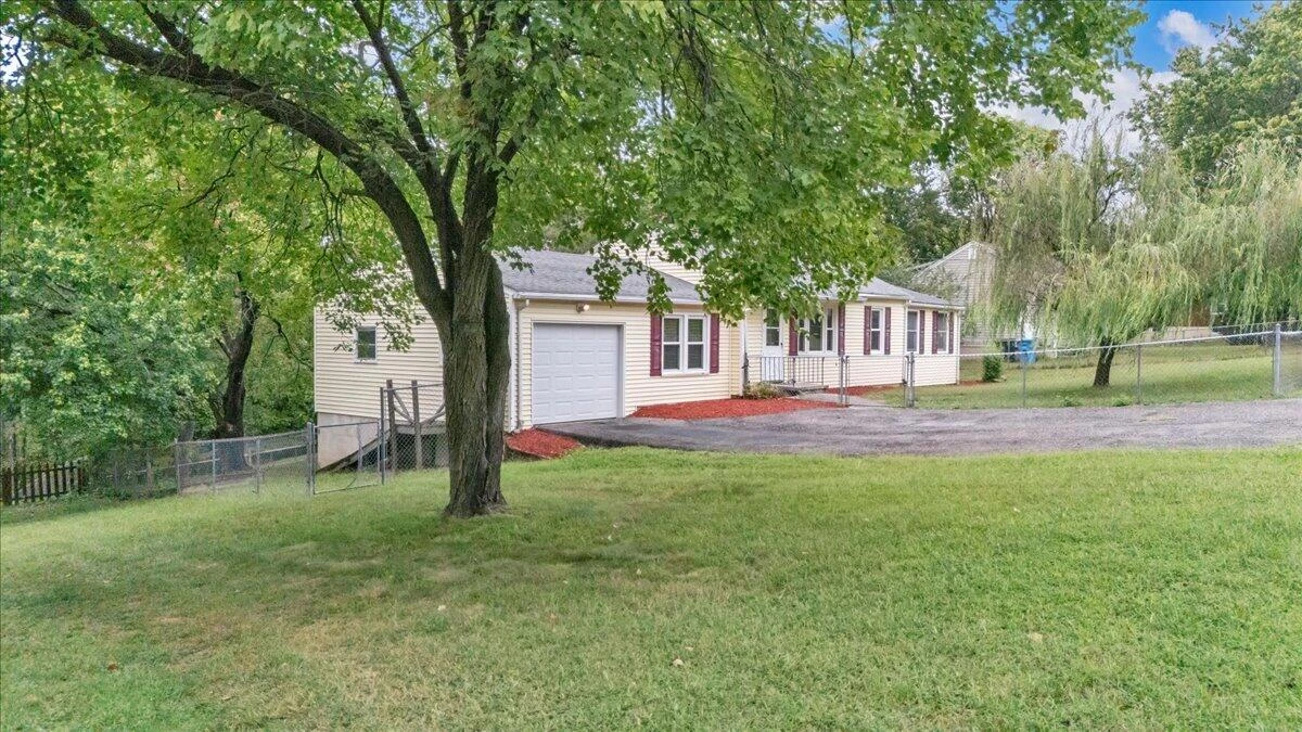 2648 Idlewild BLVD NE - Photo 35