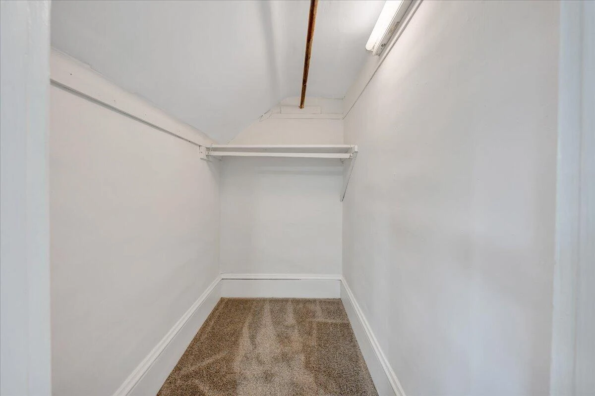 1106 Mercer AVE NW - Photo 9