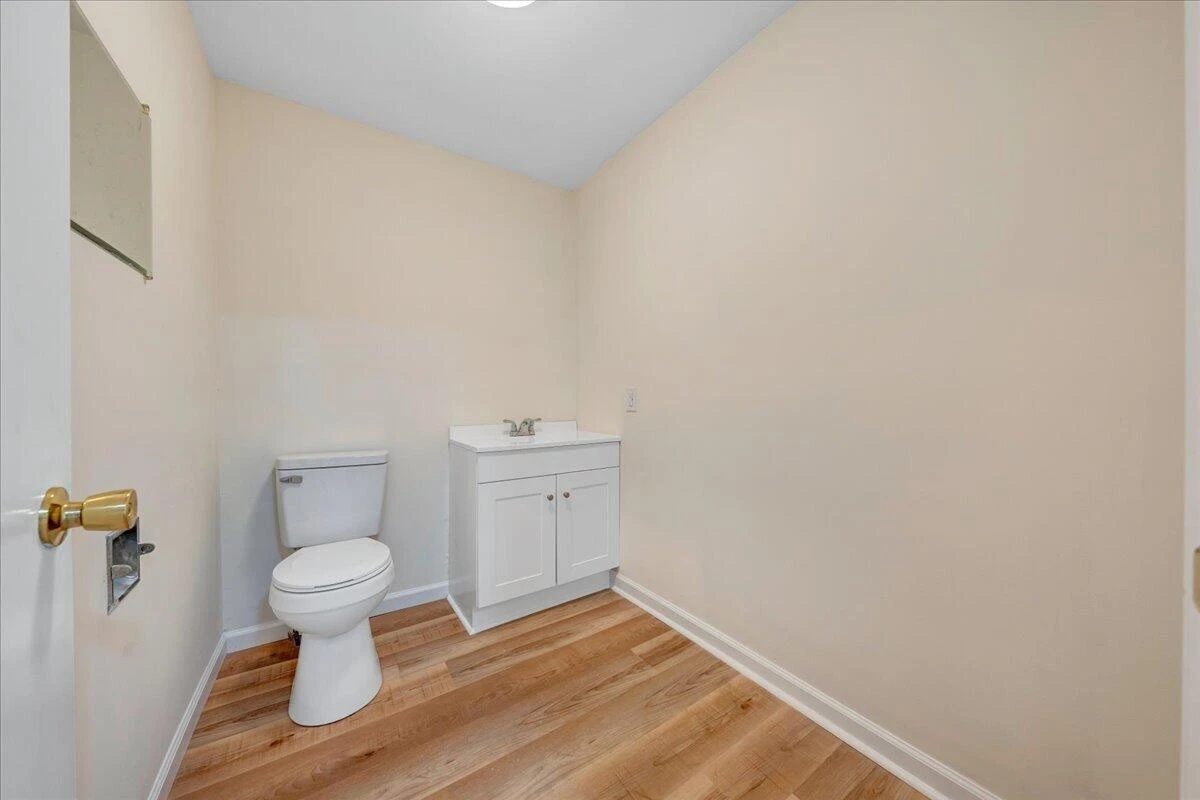 1106 Mercer AVE NW - Photo 14