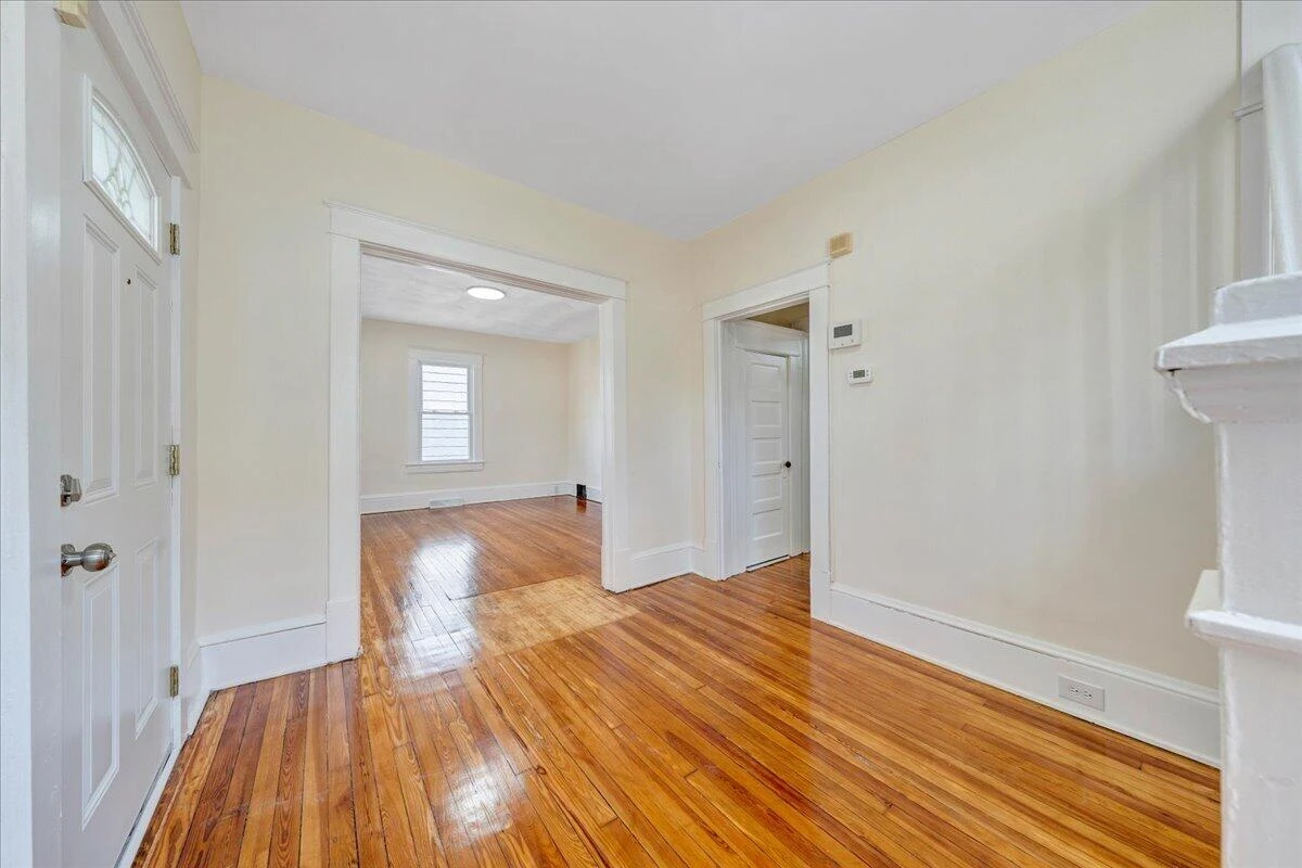 1106 Mercer AVE NW - Photo 29