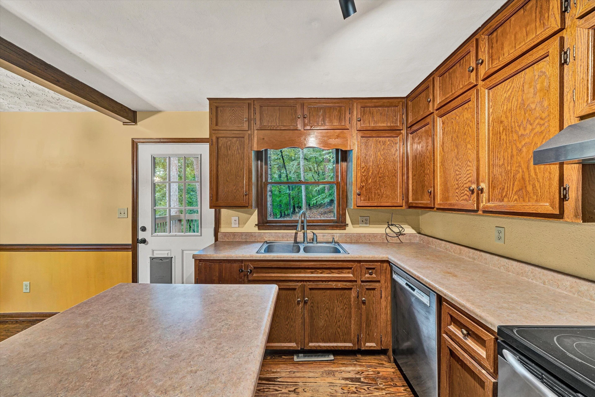 5793 Scenic Hills DR - Photo 16