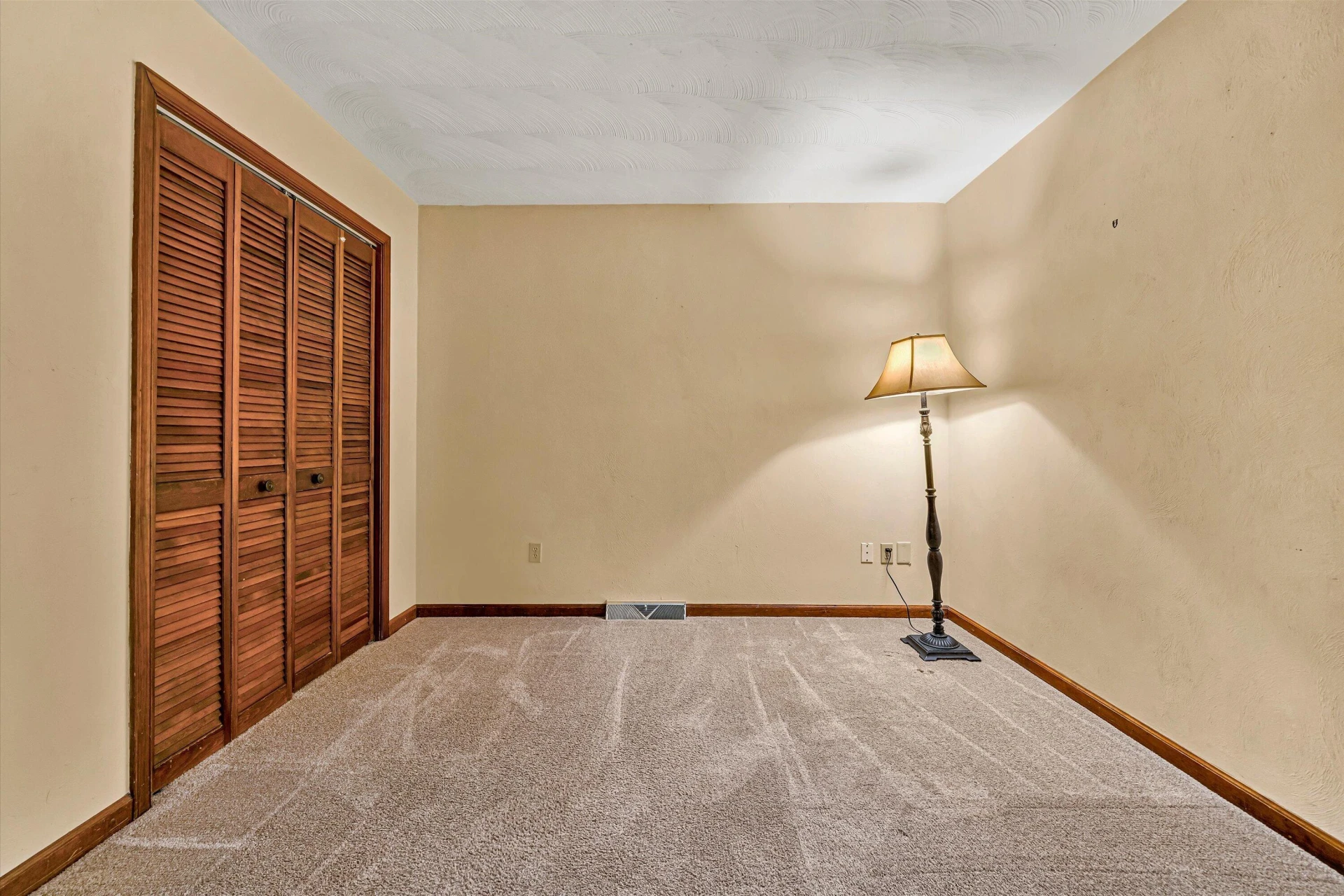5793 Scenic Hills DR - Photo 24