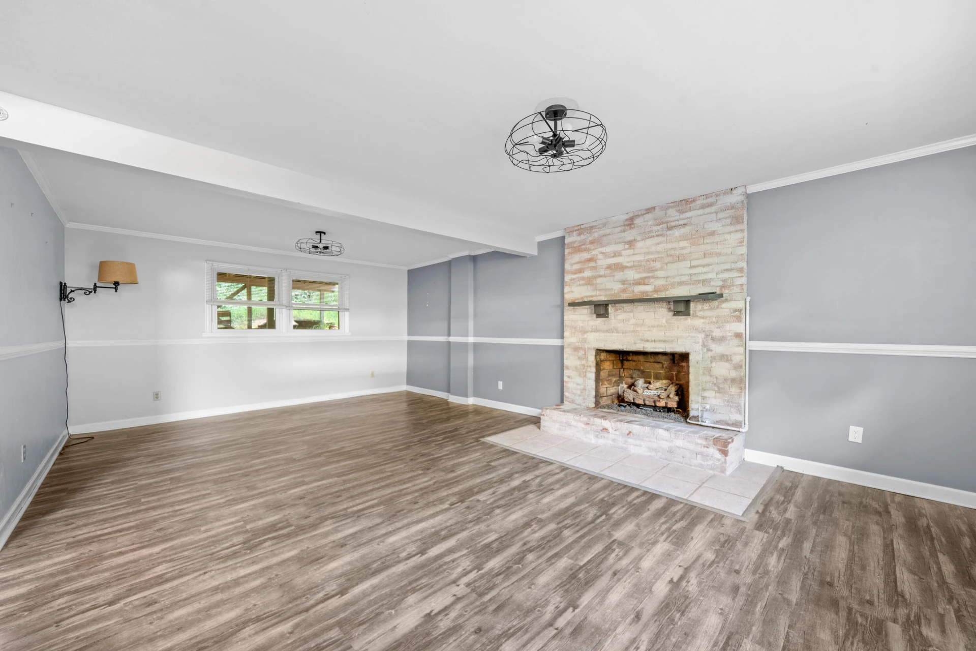 729 Dawnridge LN - Photo 11