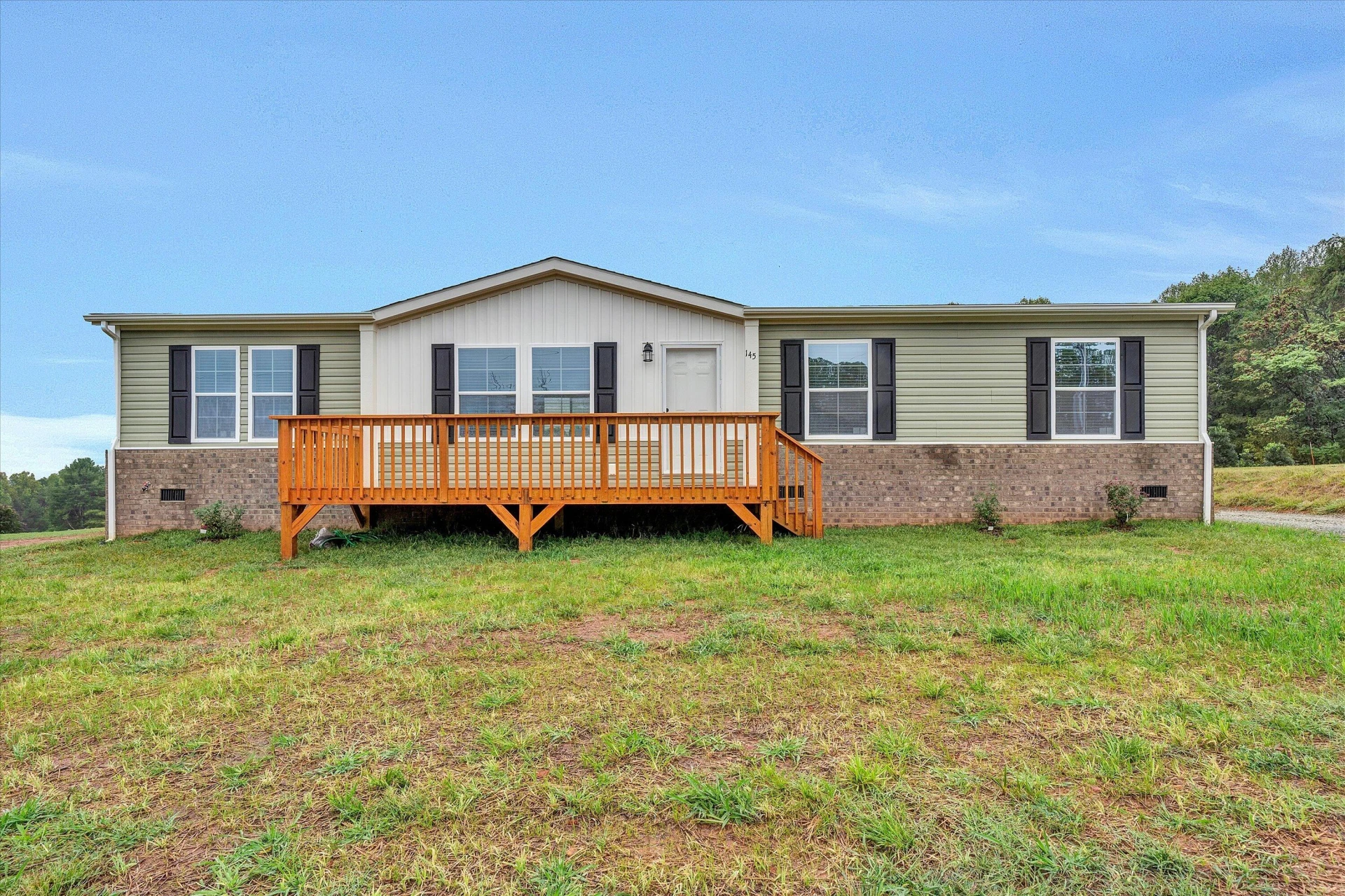 145 HIGHFIELD RD - Photo 2