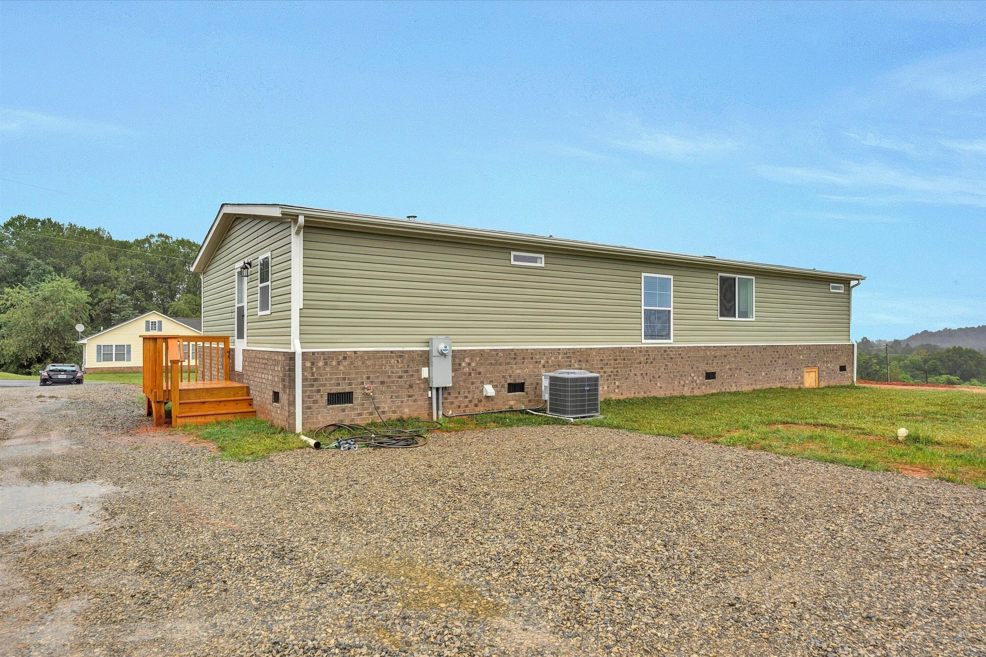 145 HIGHFIELD RD - Photo 23