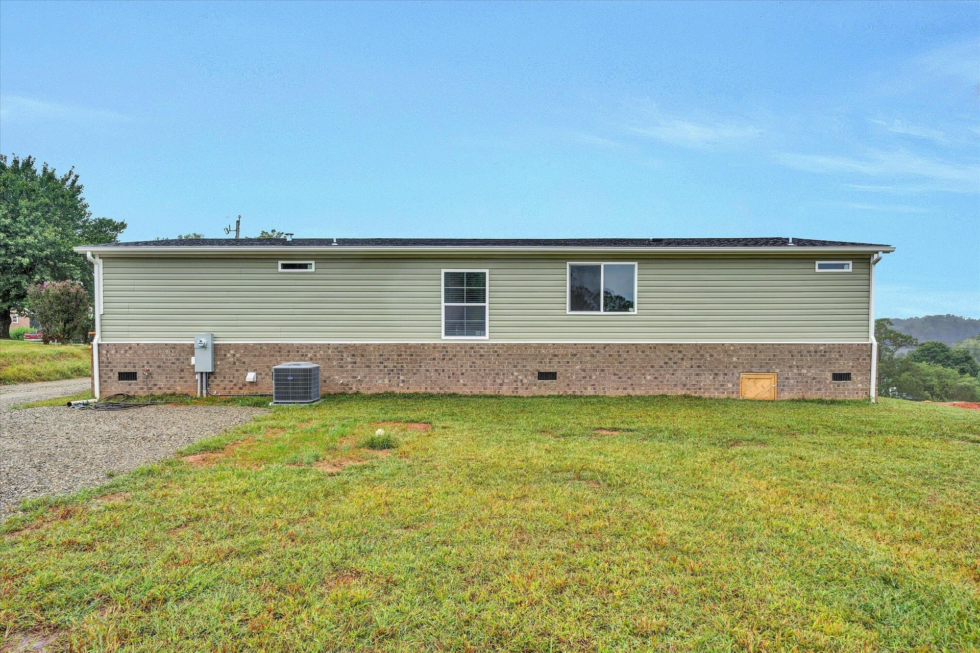 145 HIGHFIELD RD - Photo 24