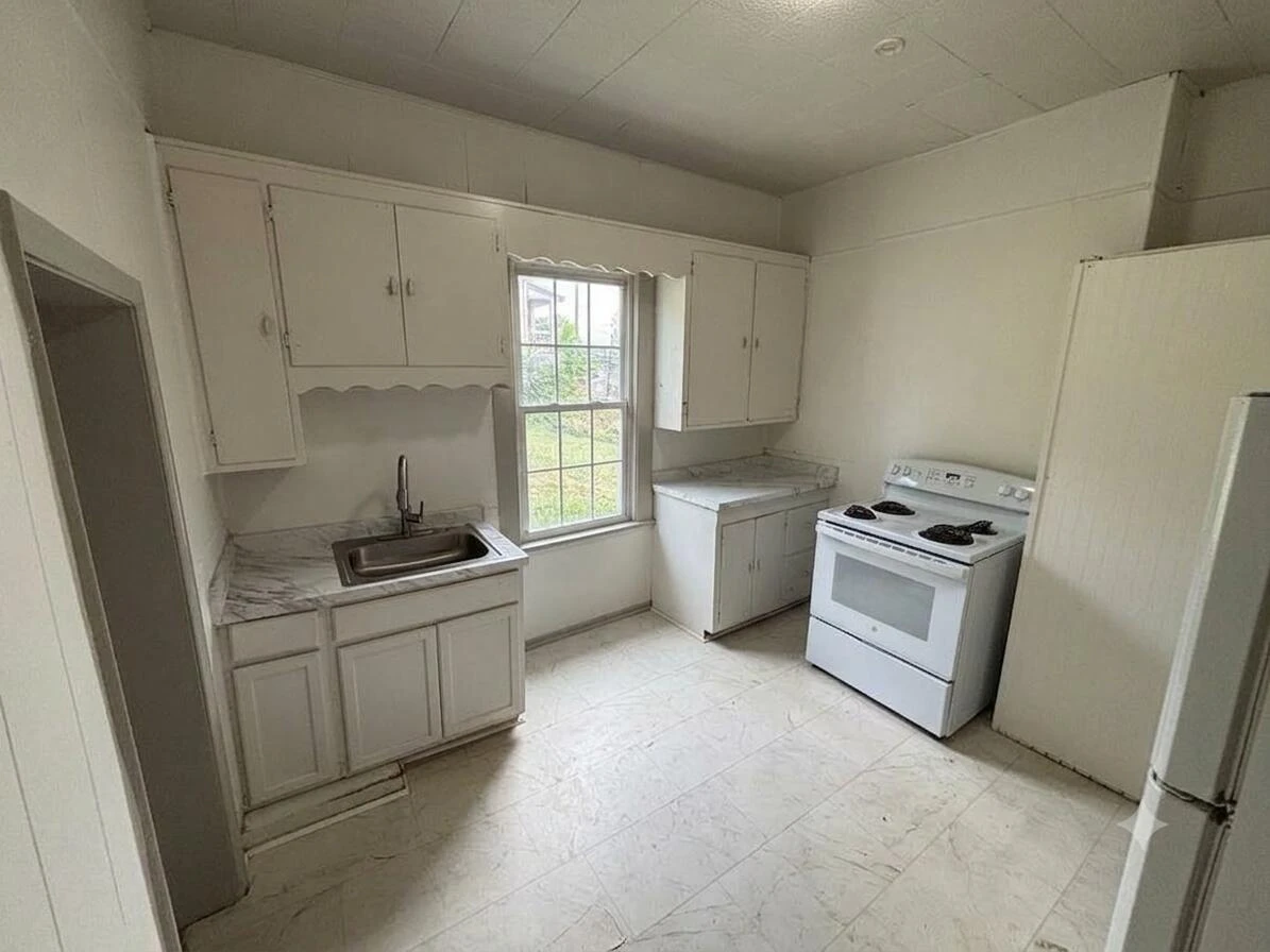 1322 Tazewell AVE SE AVE SE - Photo 5