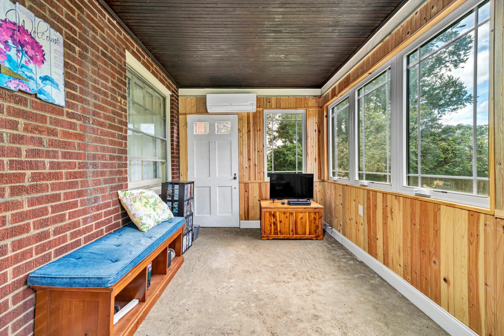 1019 Halliahurst AVE - Photo 8