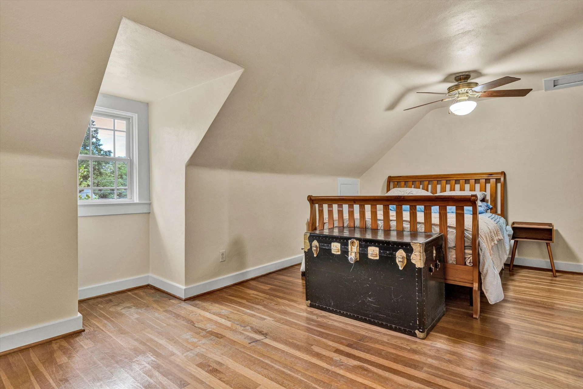 1019 Halliahurst AVE - Photo 22