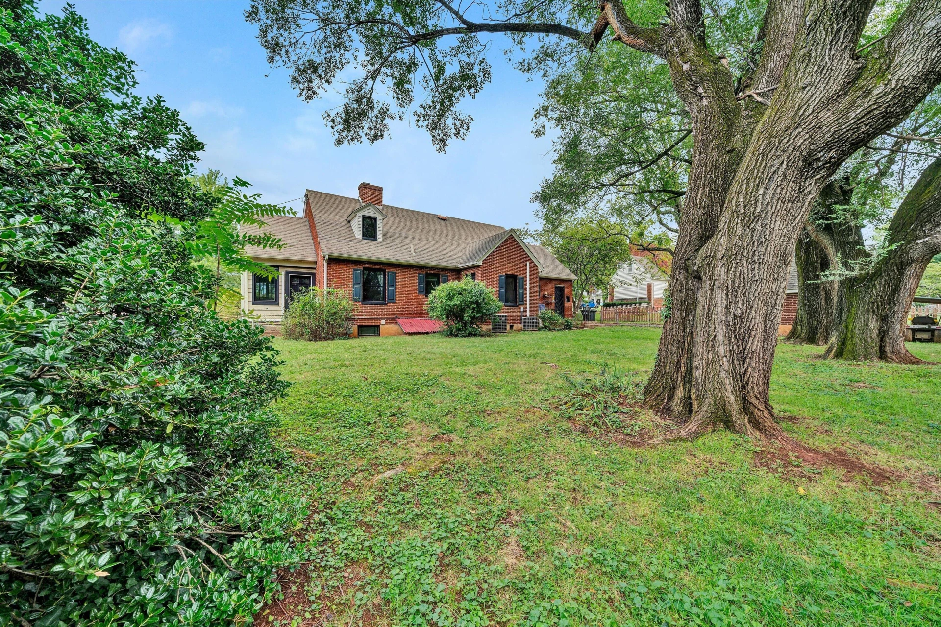 1019 Halliahurst AVE - Photo 28