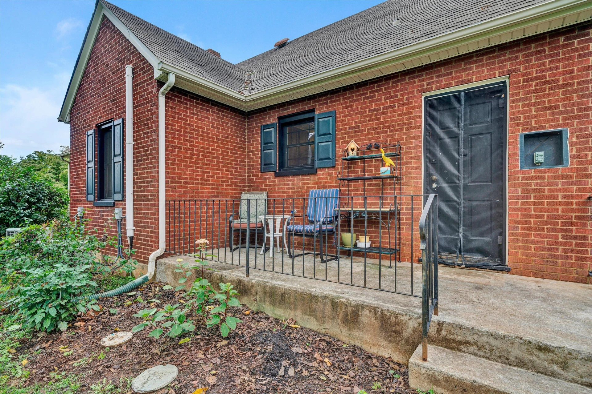 1019 Halliahurst AVE - Photo 29