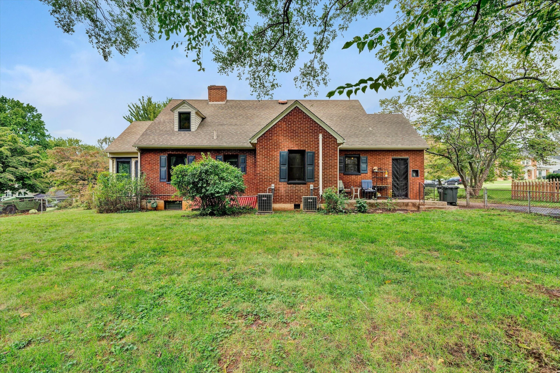 1019 Halliahurst AVE - Photo 37