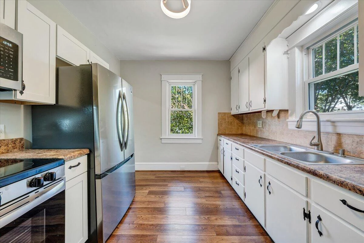 614 Morrill AVE SE - Photo 14