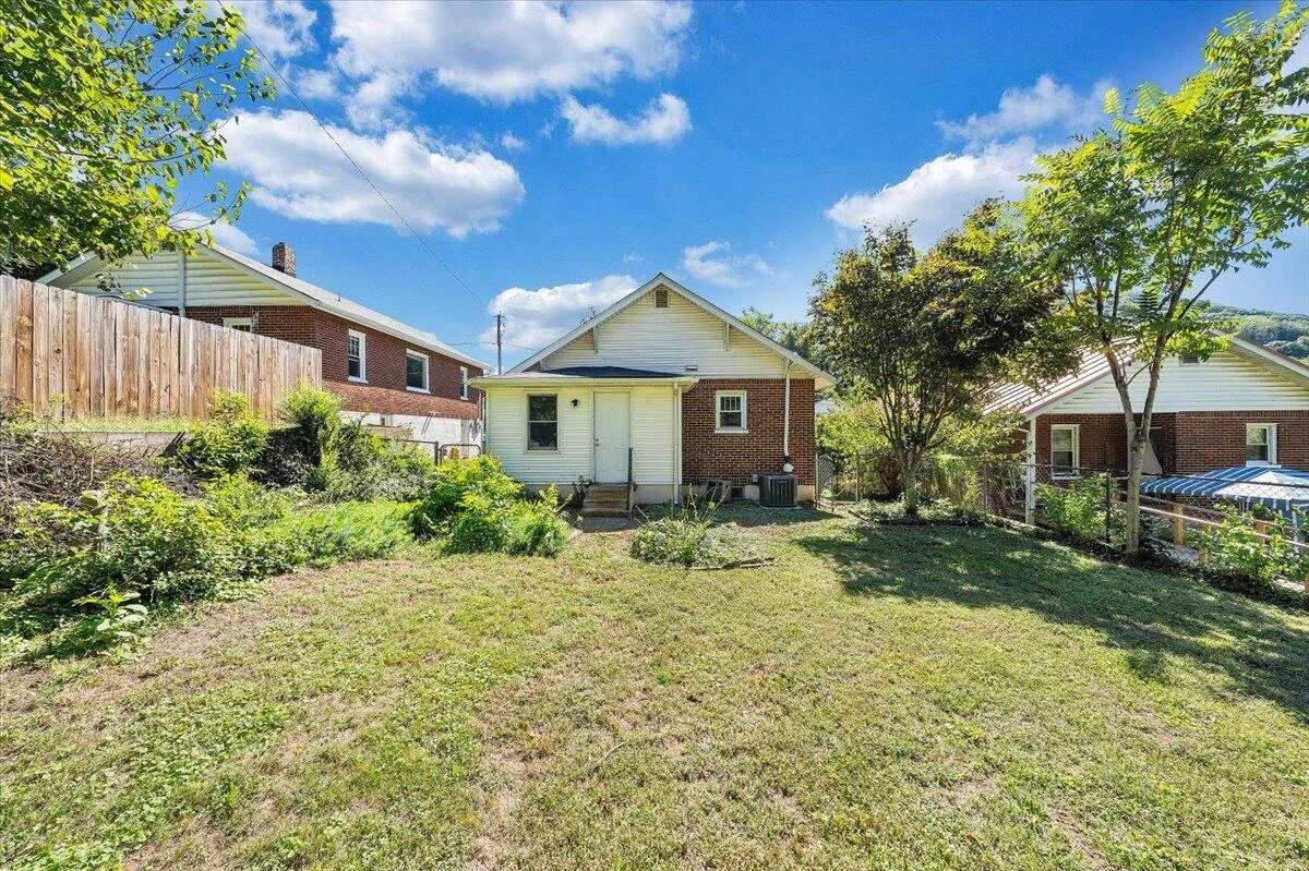 614 Morrill AVE SE - Photo 24