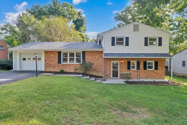3308 Kenwick TRL