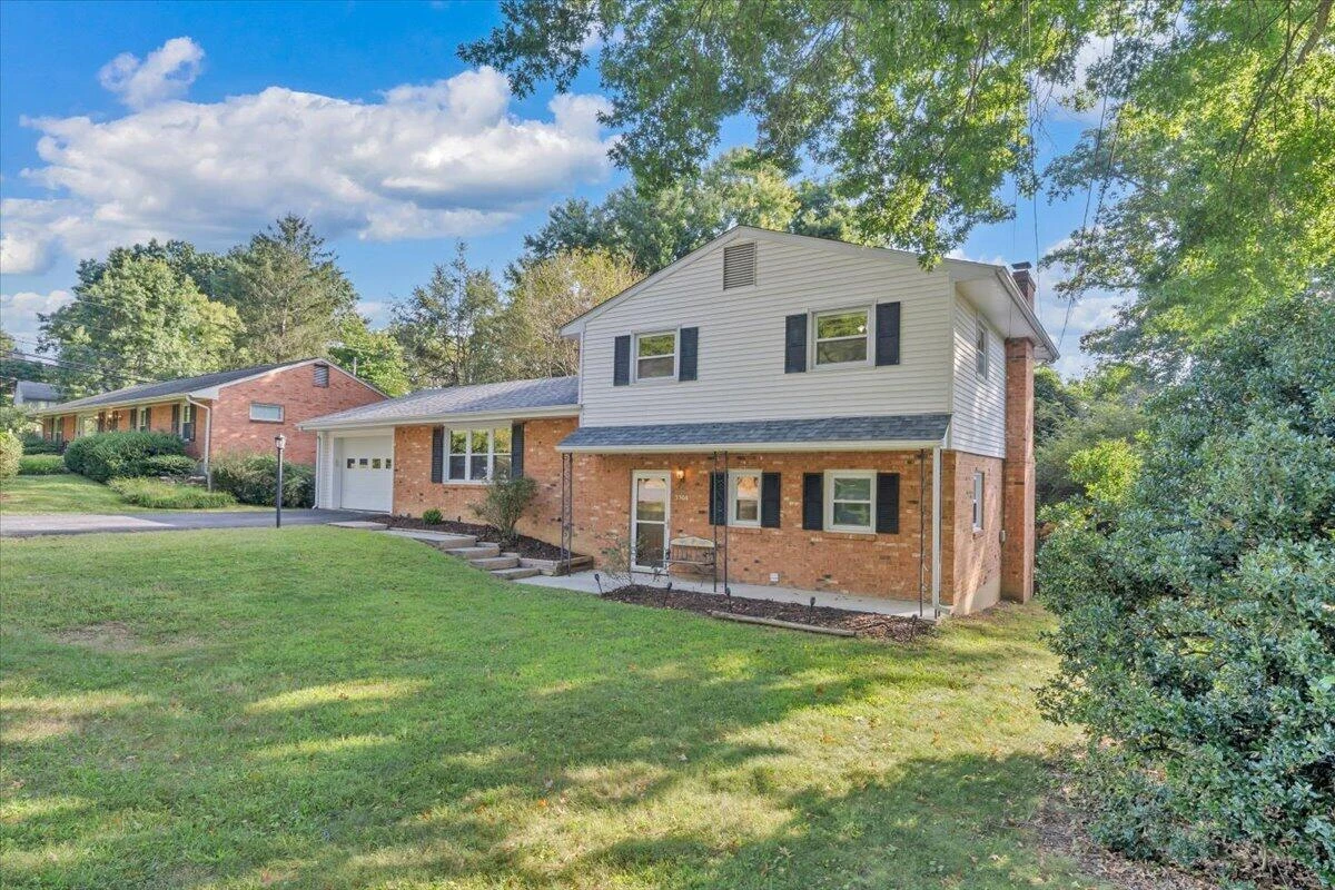 3308 Kenwick TRL - Photo 2