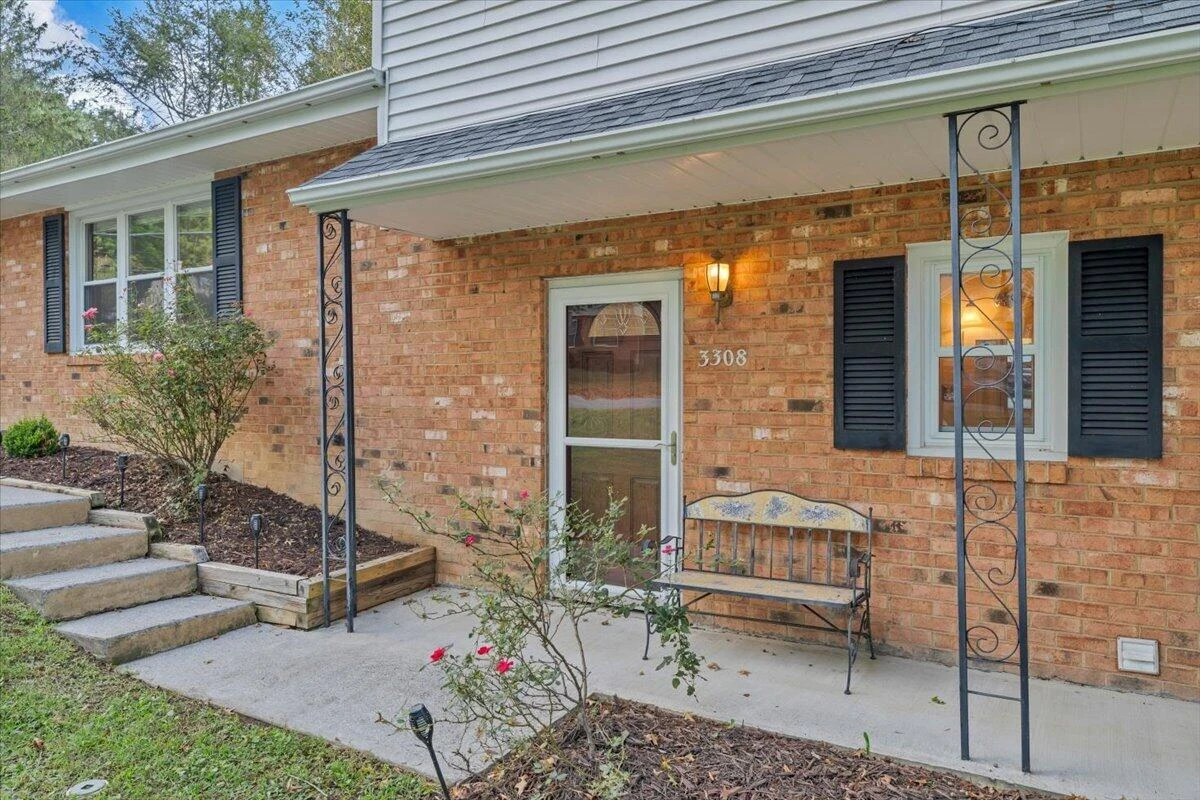 3308 Kenwick TRL - Photo 5