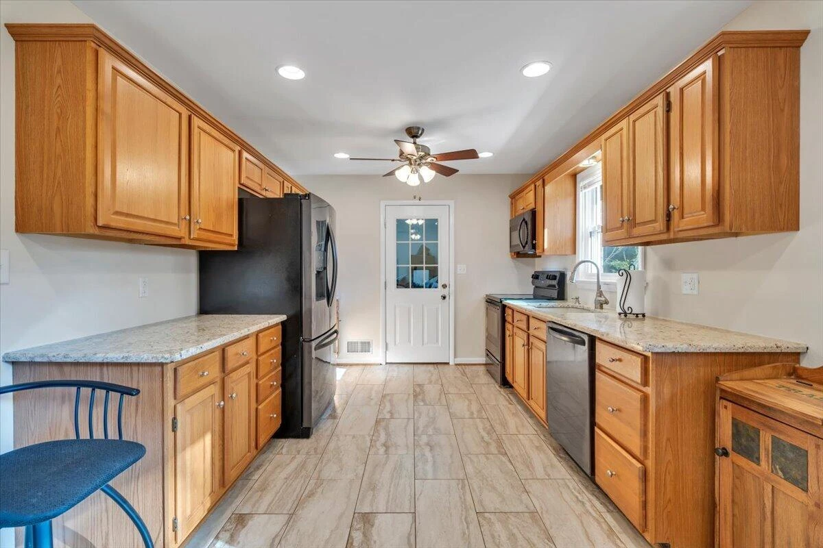 3308 Kenwick TRL - Photo 15