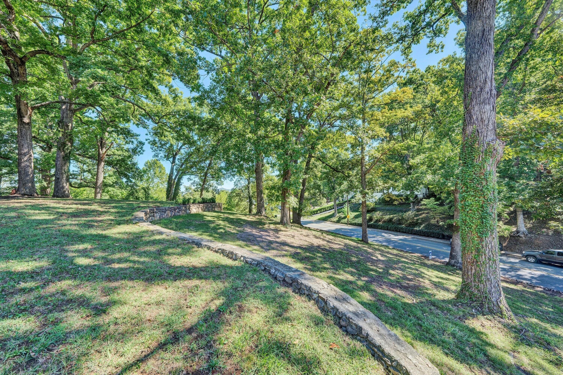 3015 Avenham AVE SW - Photo 5