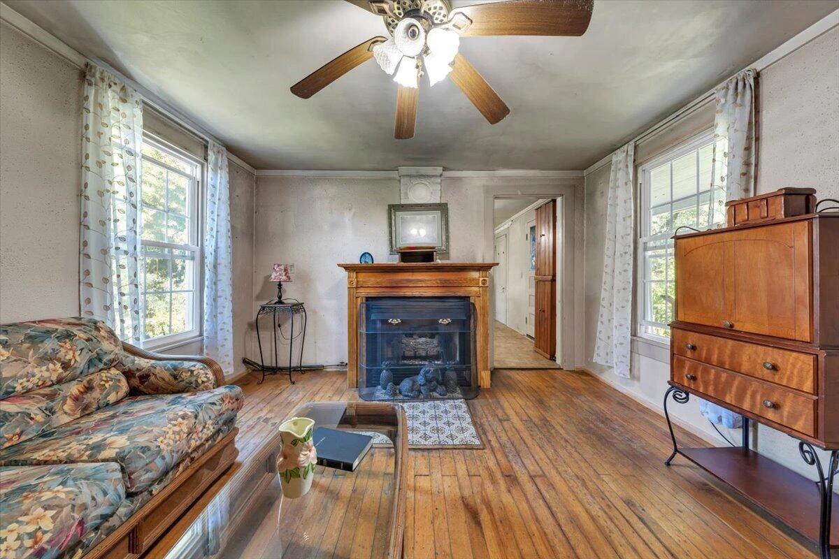 265 Conrad ST - Photo 10