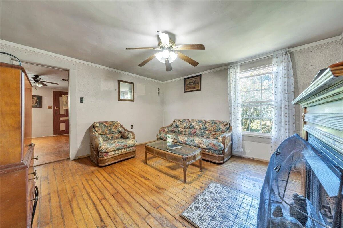 265 Conrad ST - Photo 12