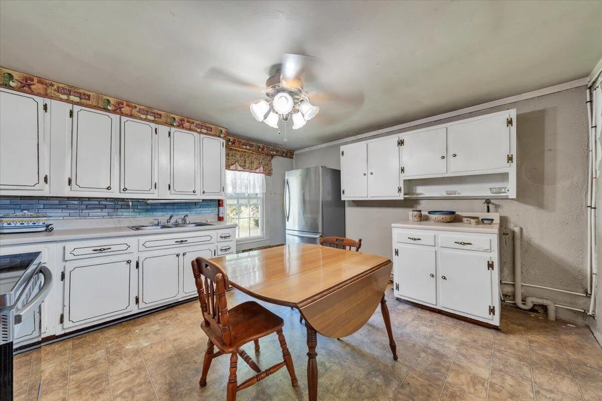265 Conrad ST - Photo 13