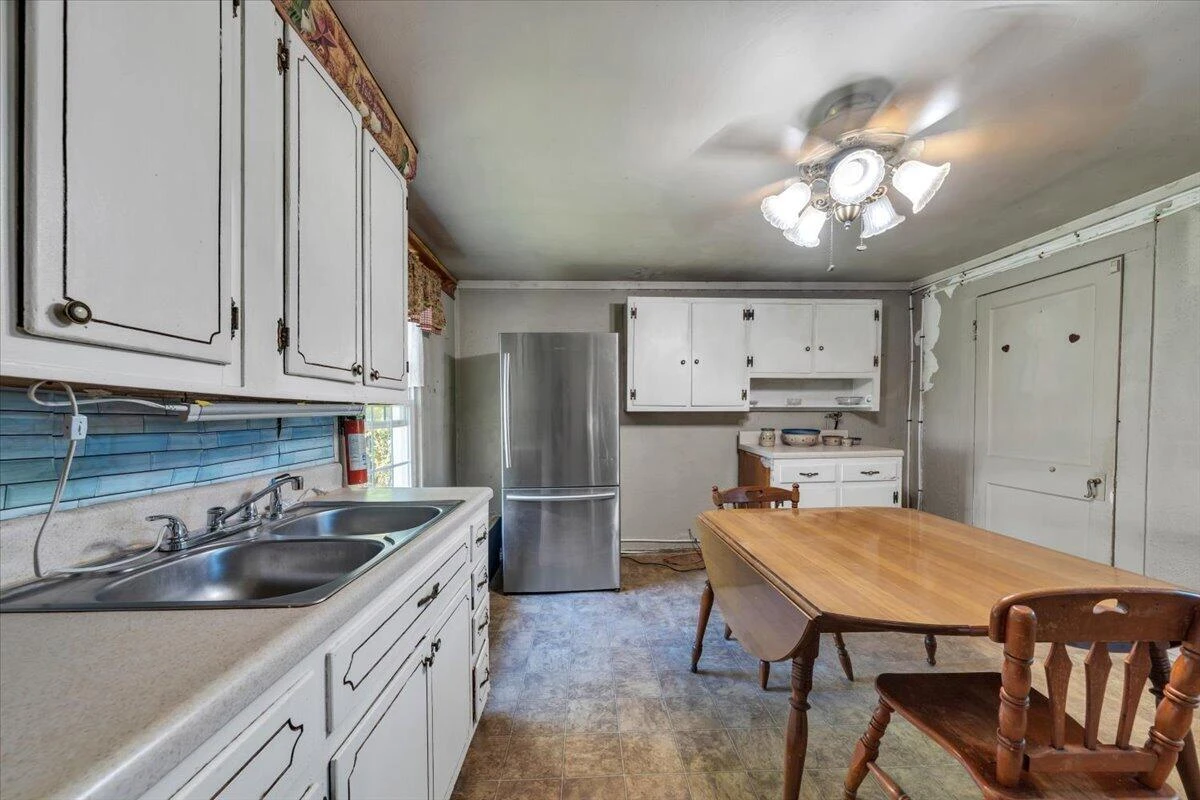 265 Conrad ST - Photo 15