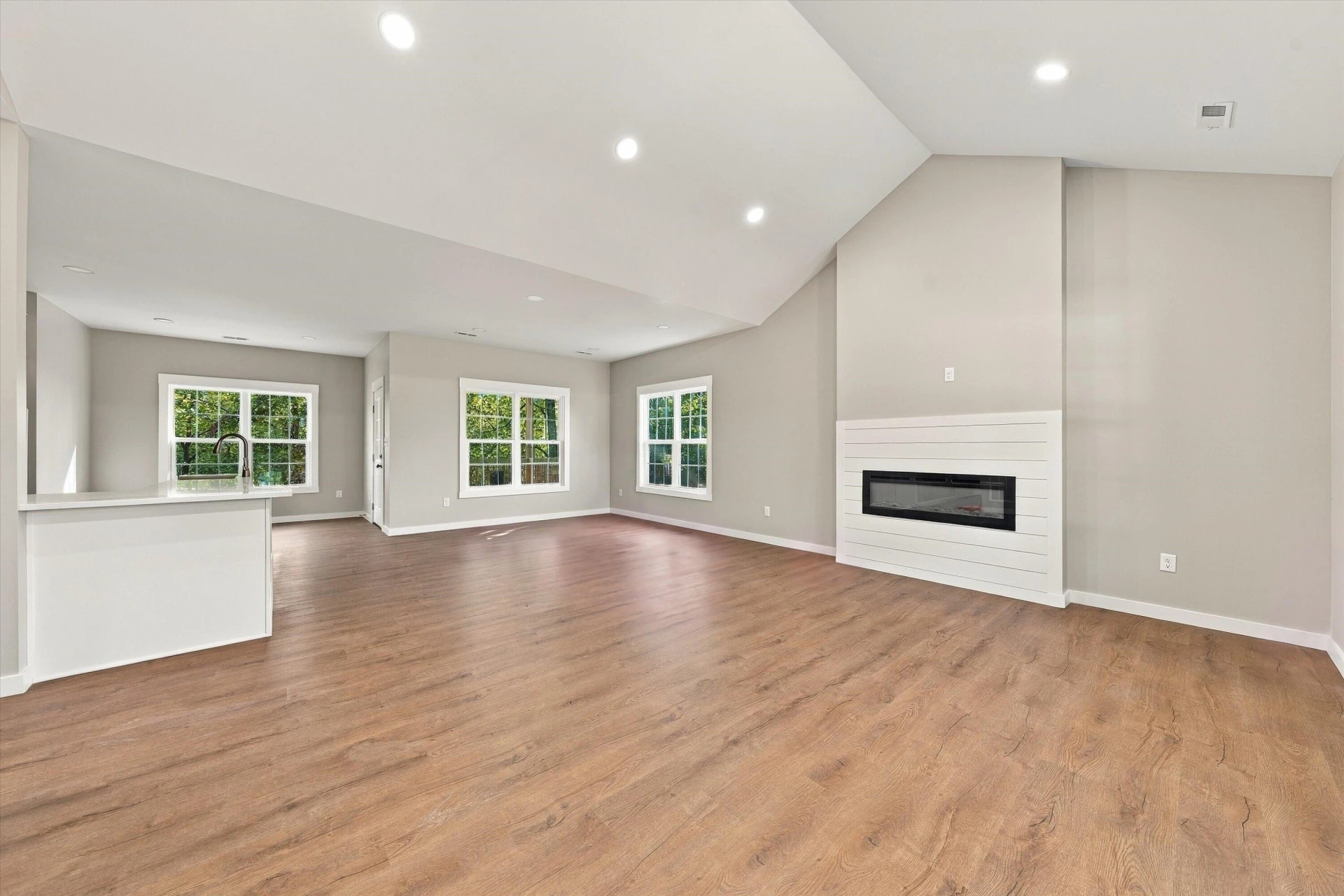 65 Summerfield RD - Photo 5