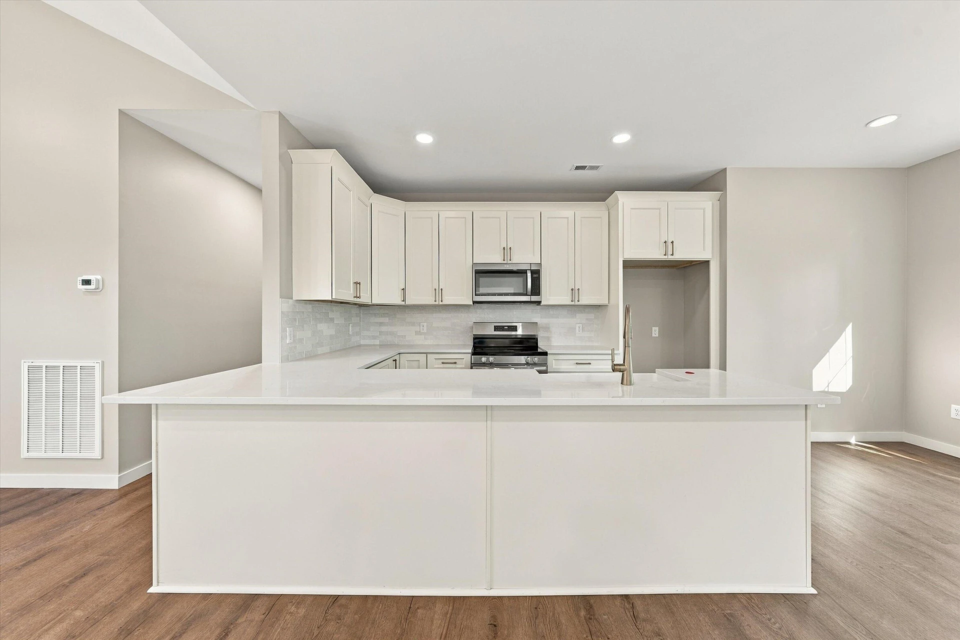 65 Summerfield RD - Photo 12