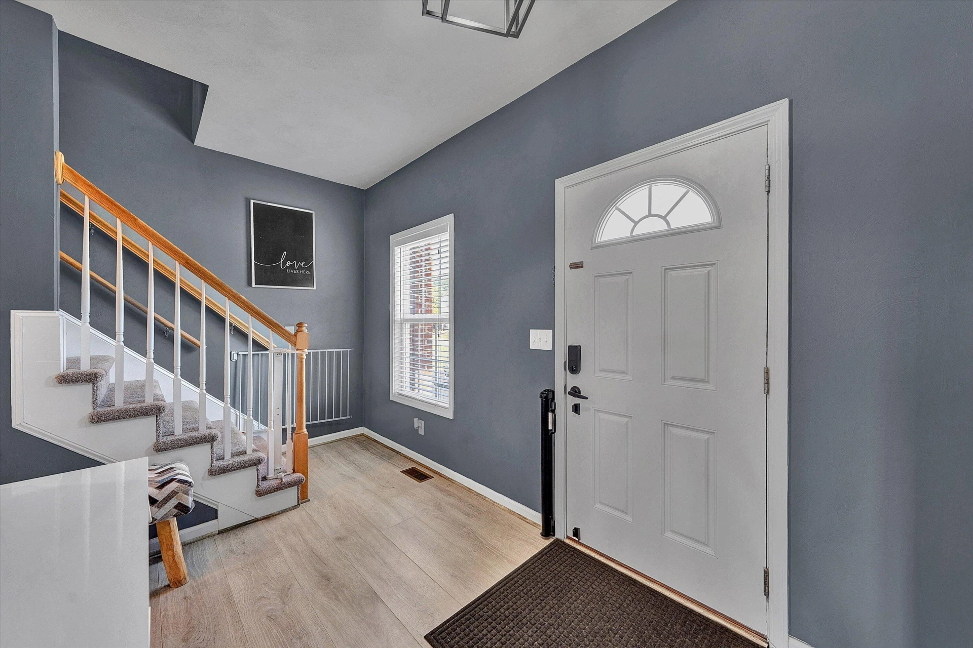 2914 Adam DR - Photo 4