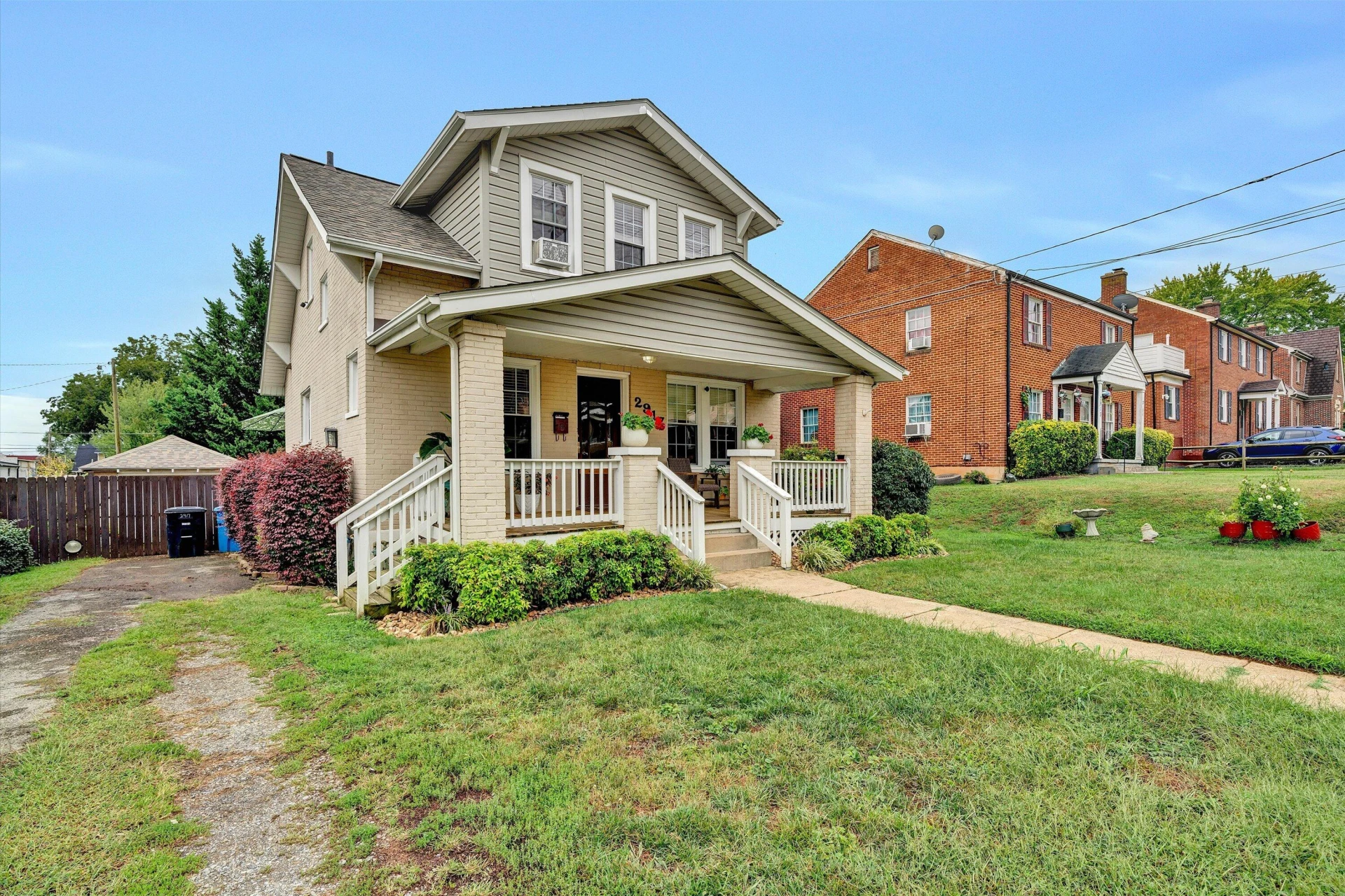 2917 Huntington BLVD NW - Photo 3