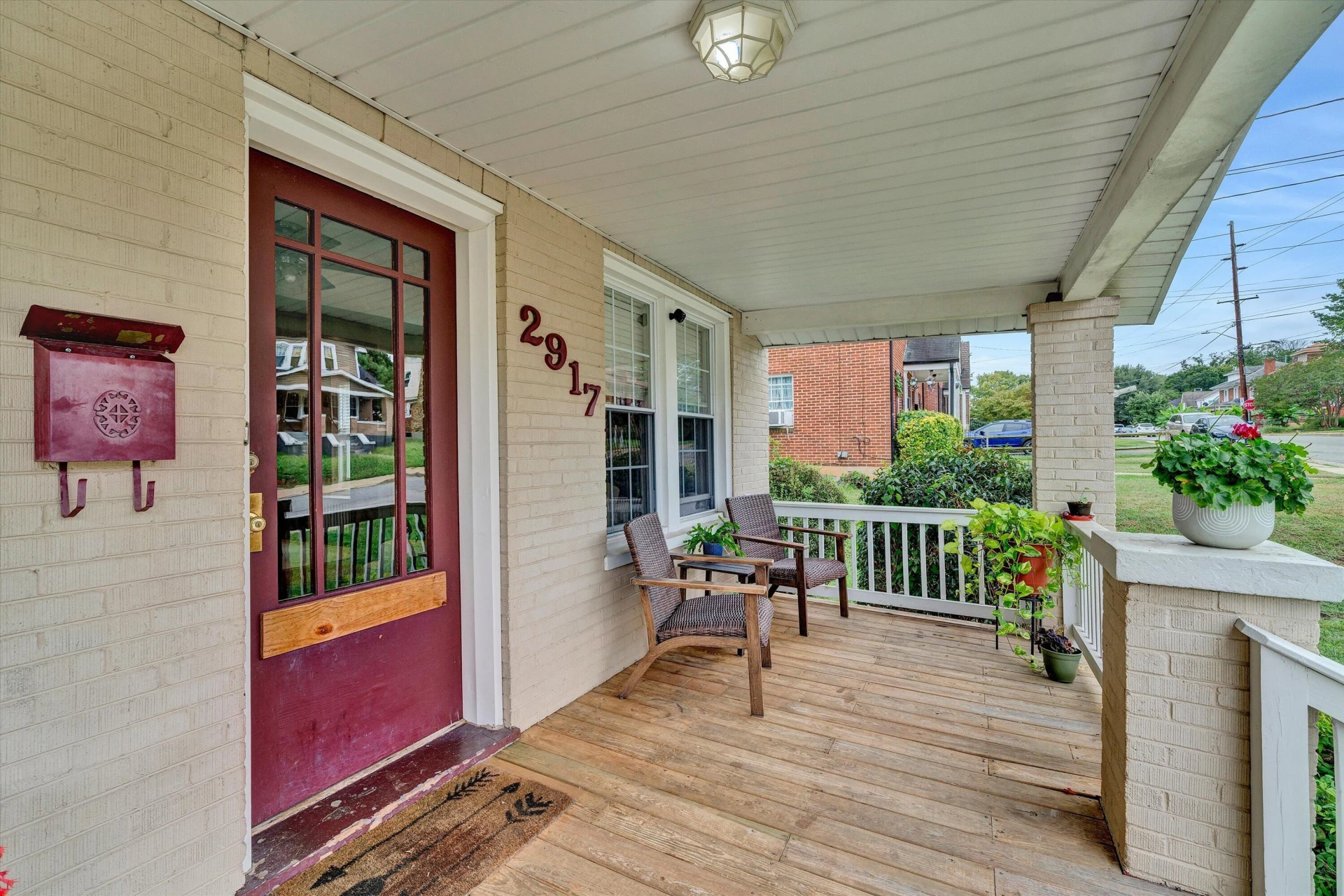 2917 Huntington BLVD NW - Photo 4