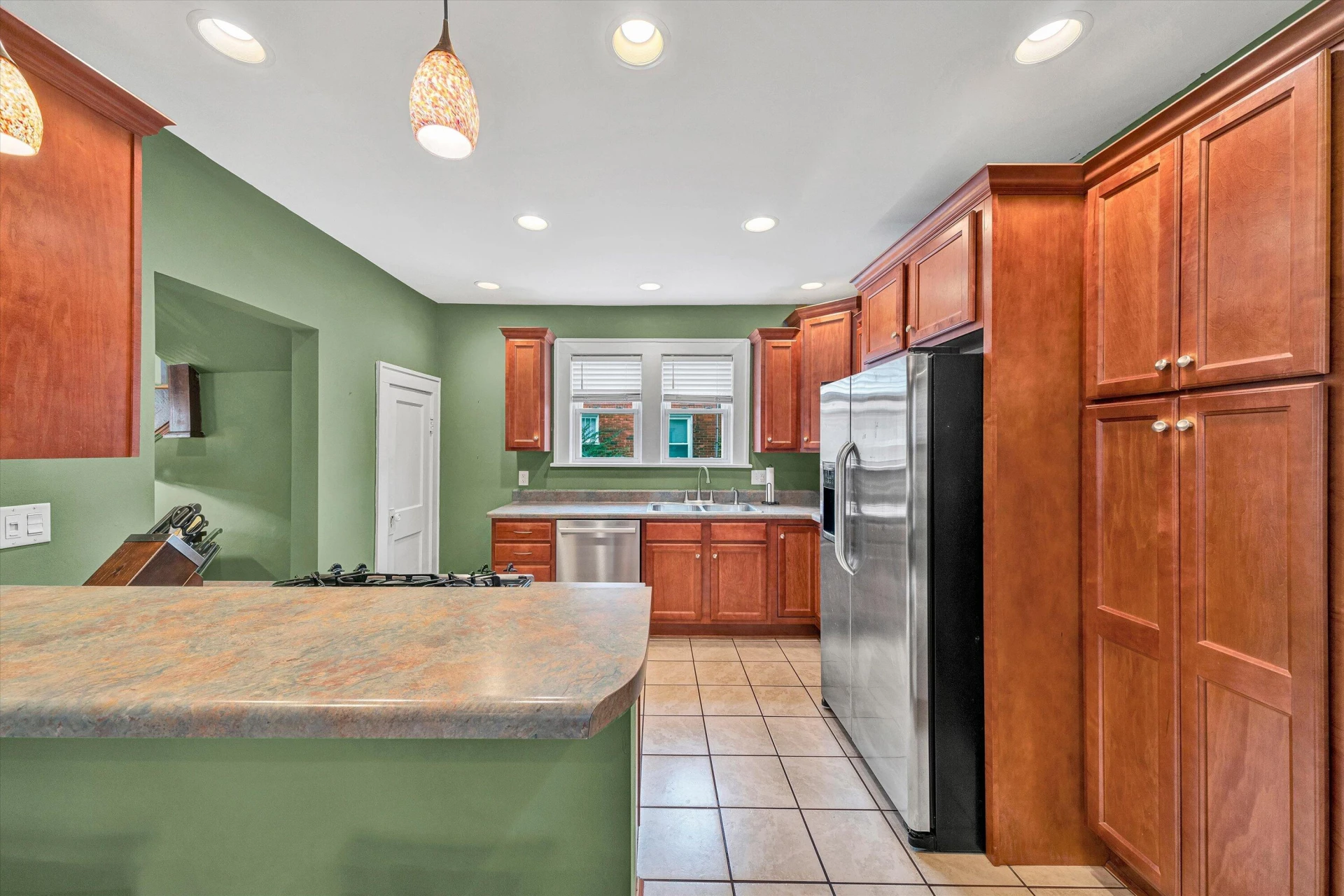 2917 Huntington BLVD NW - Photo 12