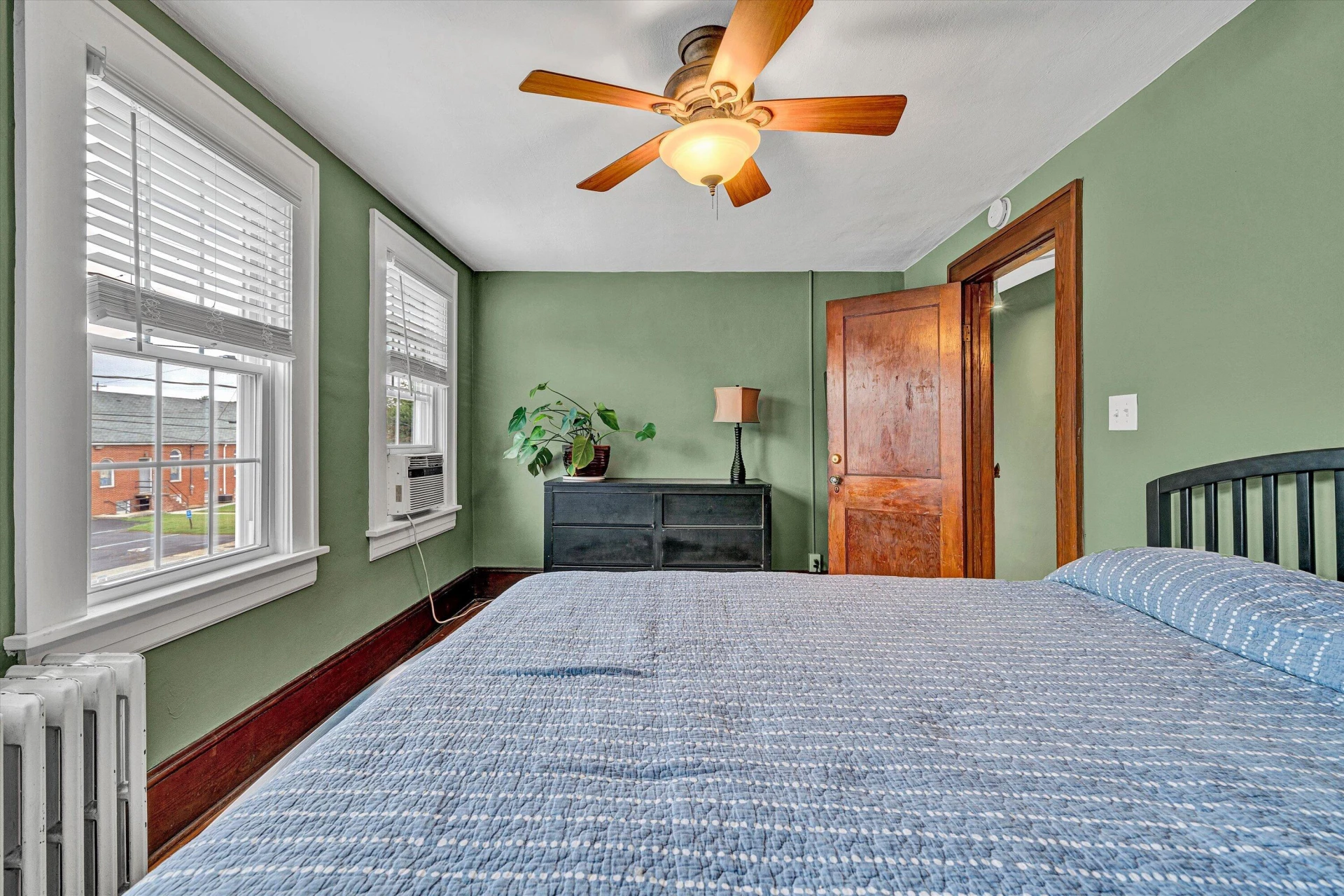 2917 Huntington BLVD NW - Photo 20