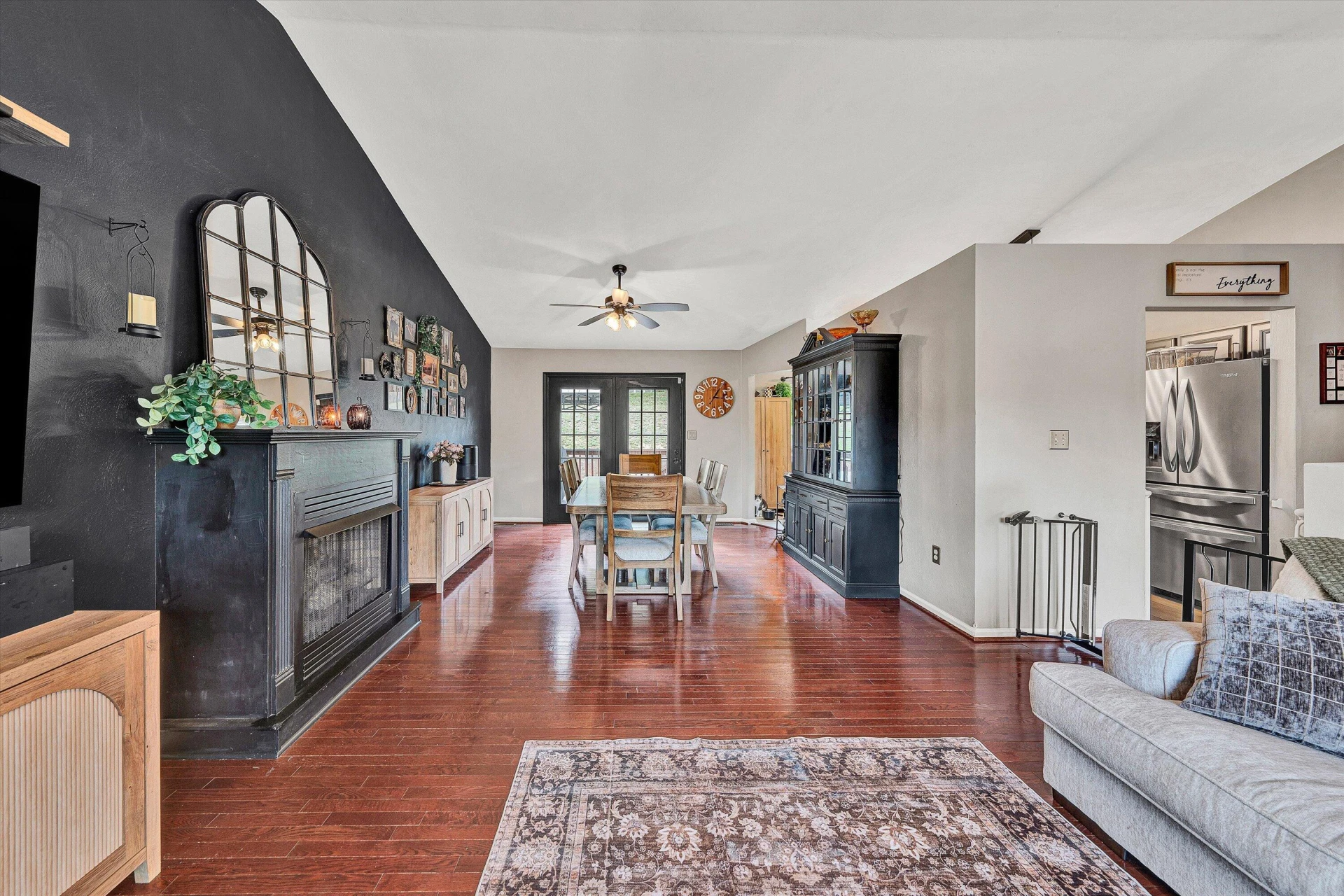 4541 Lomond CIR - Photo 5