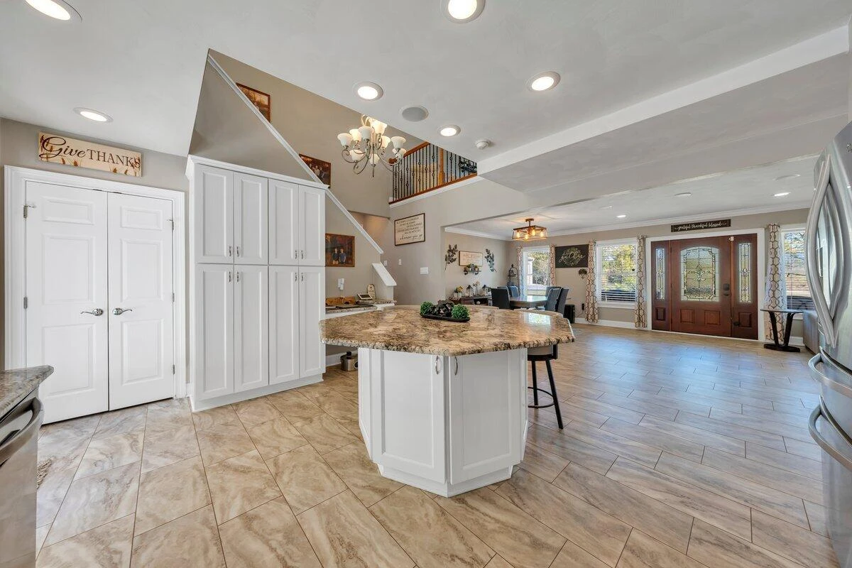 211 Etzler RD - Photo 15